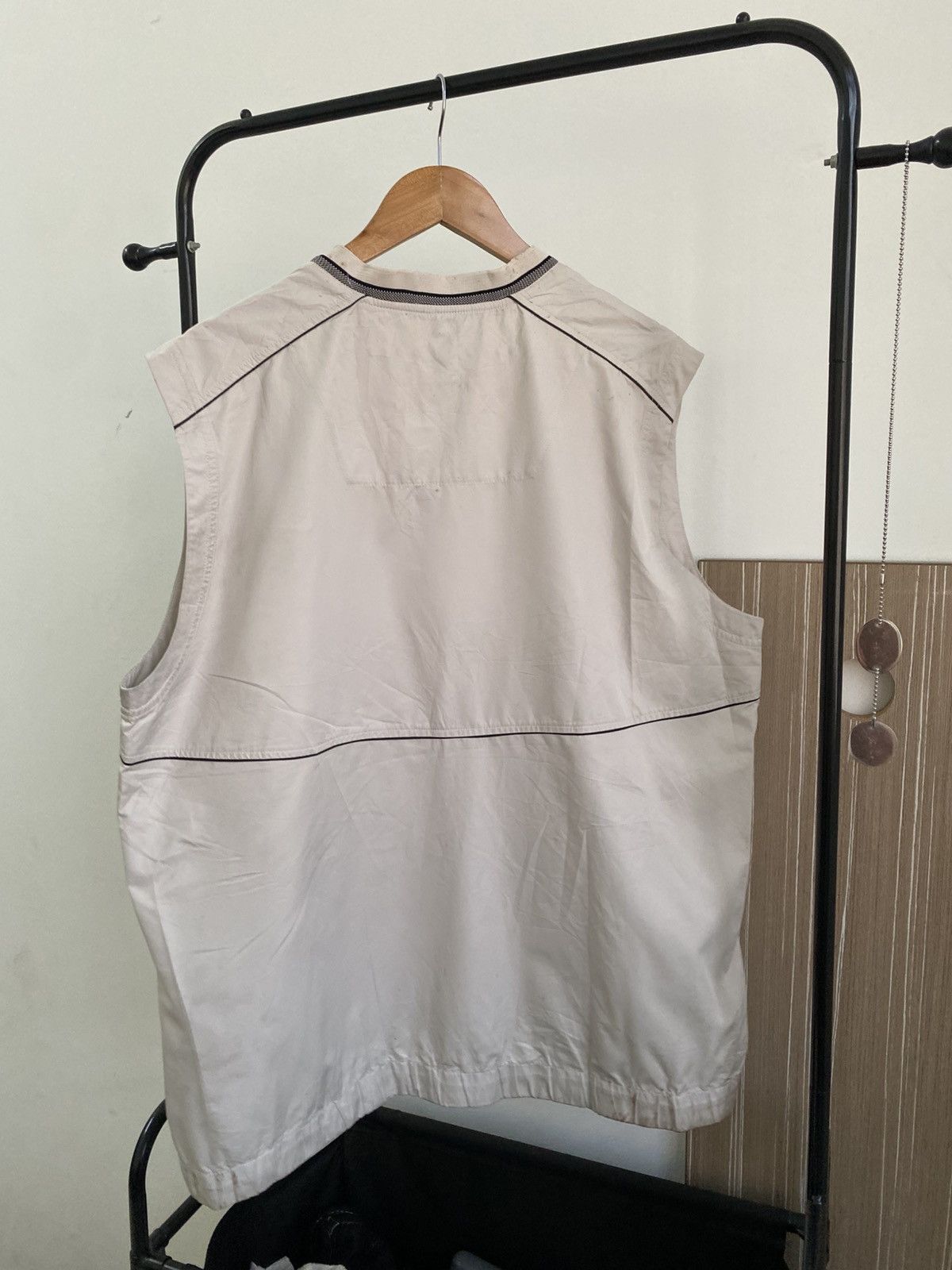 Nike VINTAGE NIKE Golf Light Vest V Neck 🔥(C1) Size US XL / EU 56 / 4 - 16 Thumbnail