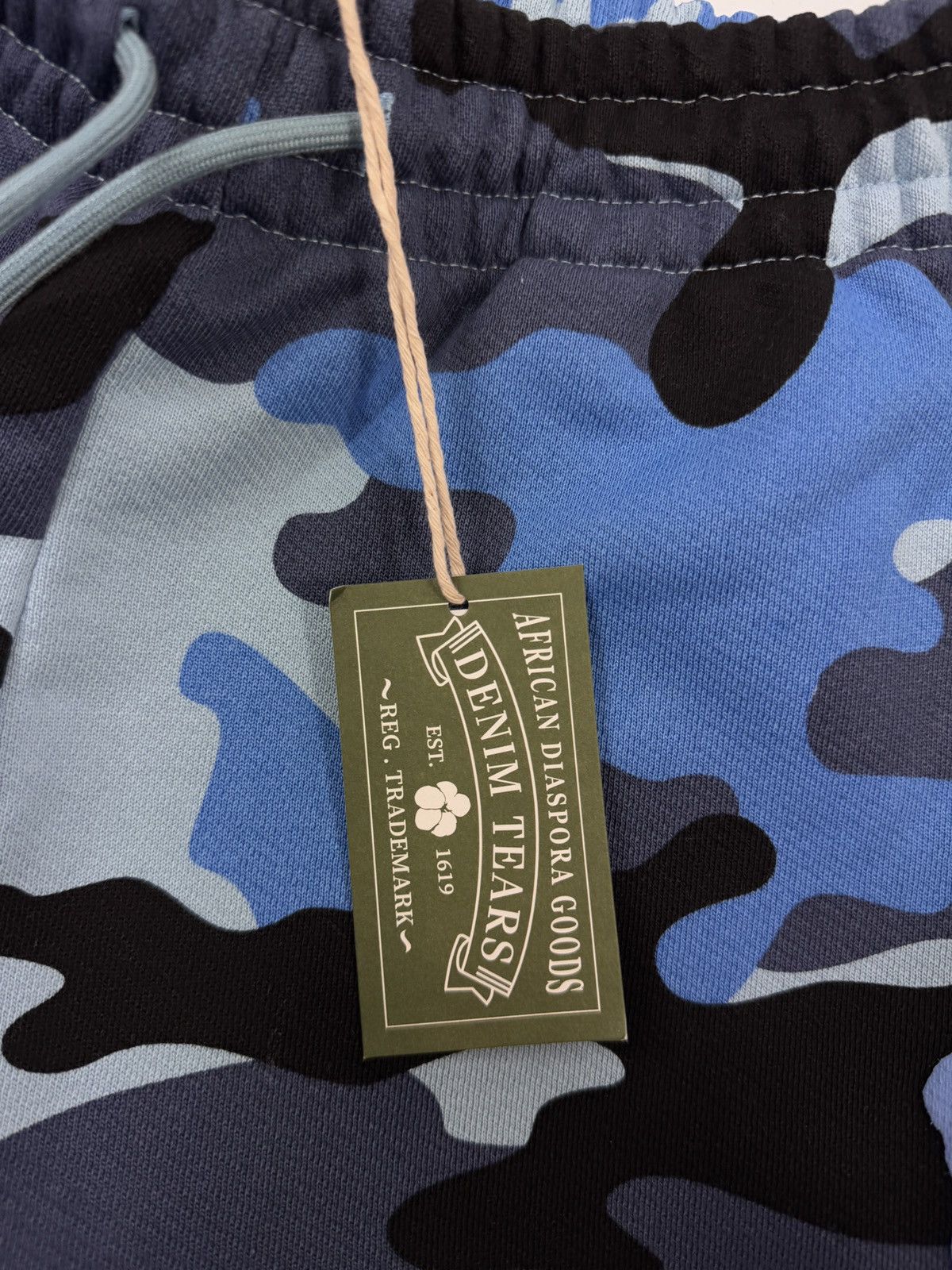 DENIM TEARS CAMOUFLAGE PRINT SWEATPANTS Size US 32 / EU 48 - 4 Thumbnail
