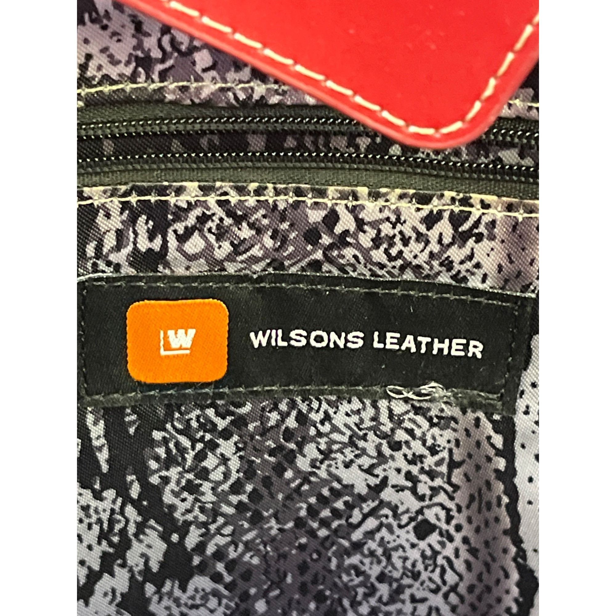 Wilsons Leather Wilsons Leather Women's Red Purse/Tote/Shoulder Bag SKU 5727 Size ONE SIZE - 4 Thumbnail