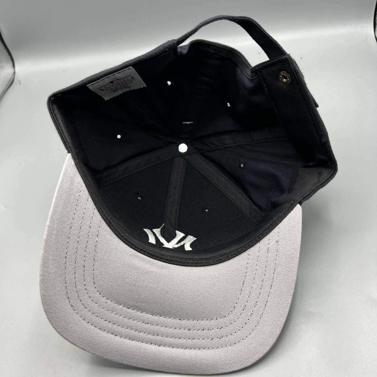 Twins Enterprise Inc. × Vintage New York Yankees Hat Men Twins Enterprise MLB Strap Back Cap Size ONE SIZE - 2 Thumbnail