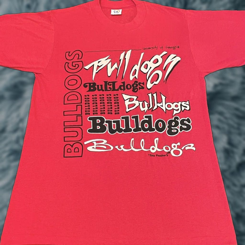 Logo 7 VINTAGE Georgia Bulldogs Graphitti Script Logo Tee Shirt Mens M Red 90s VTG 80s 1990s Logo Shirt Mens M Size US M / EU 48-50 / 2 - 1 Thumbnail