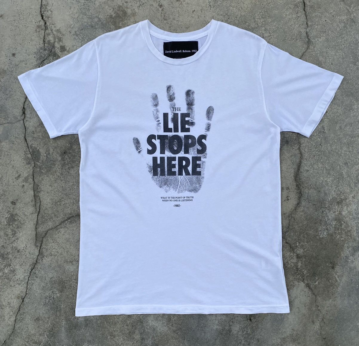 Art × Streetwear × Vintage Vintage 1982 David Lindwall Art Tees 