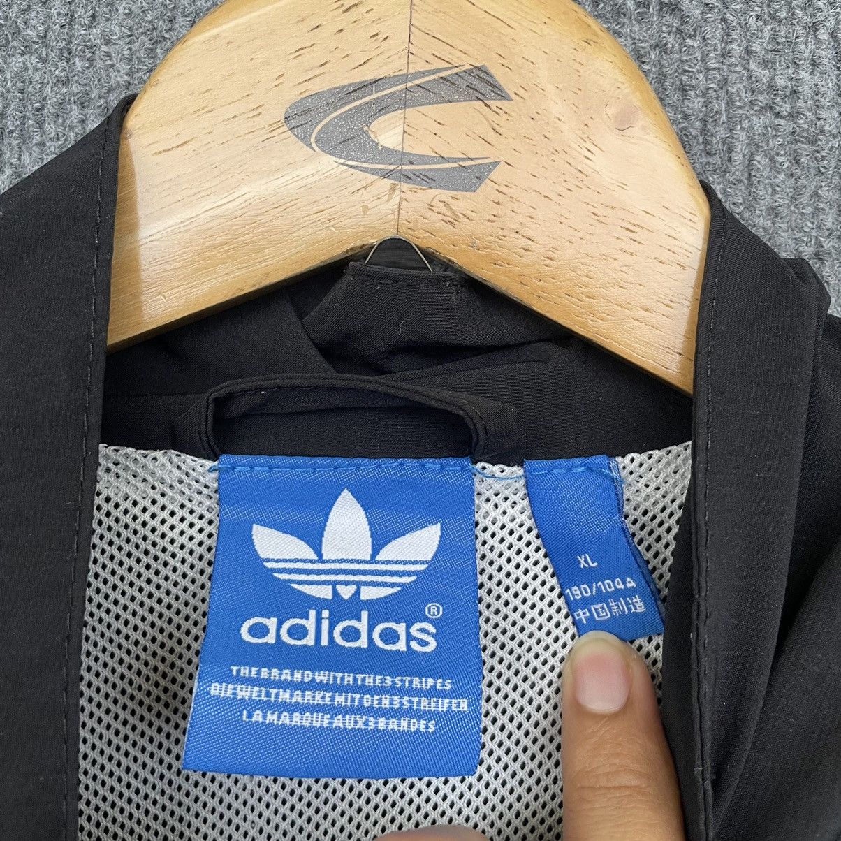 Adidas × Vintage Vintage Y2K Adidas Big Logo Nylon Jacket Size US L / EU 52-54 / 3 - 4 Thumbnail