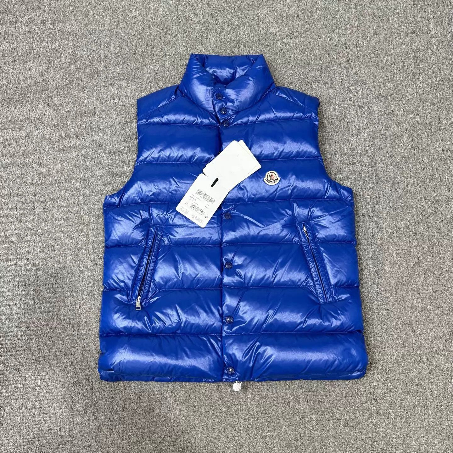 Moncler Moncler Tibb vest blue shiny size 4 new with tags Size S / US 4 / IT 40 - 1 Thumbnail