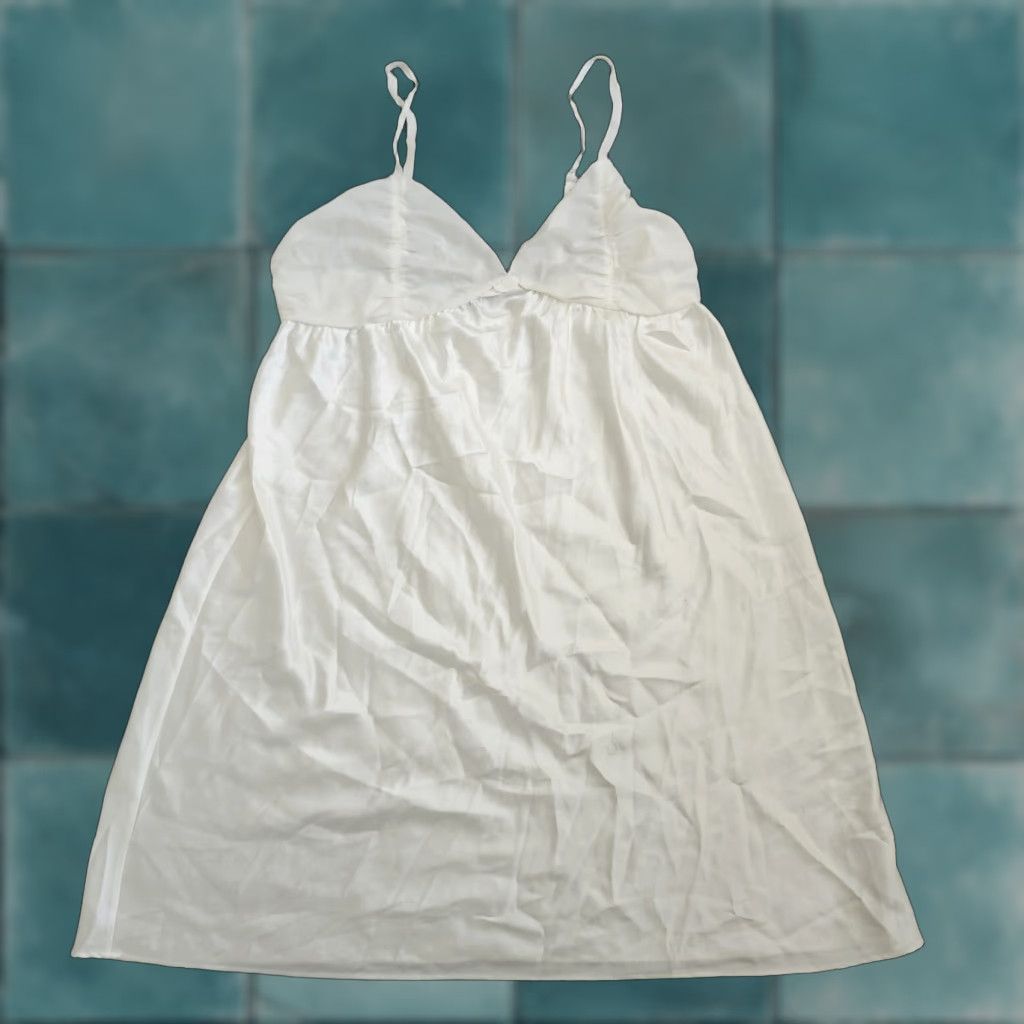 Vera Wang Vera Wang Dress Women's Nightgown Top - Size M White Polyester Solid Classic Modern-Seasonal Nightwear (Intimates & Sleep) Size M / US 6-8 / IT 42-44 - 1 Thumbnail