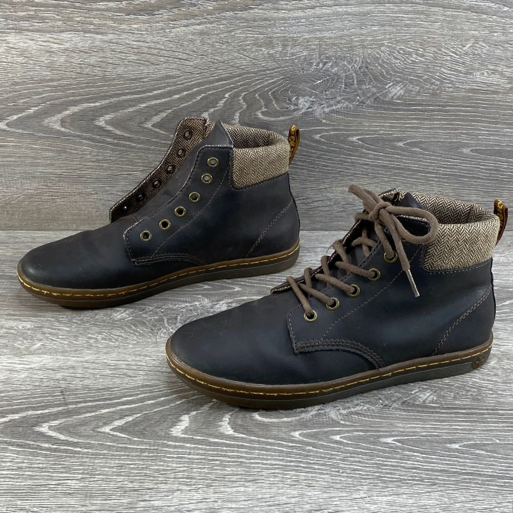 Dr. Martens Dr Doc Martens Maelly Brown Leather Ankle Combat Boots Womens 8 Lace Up Air Wair Size US 6 / IT 36 - 6 Thumbnail