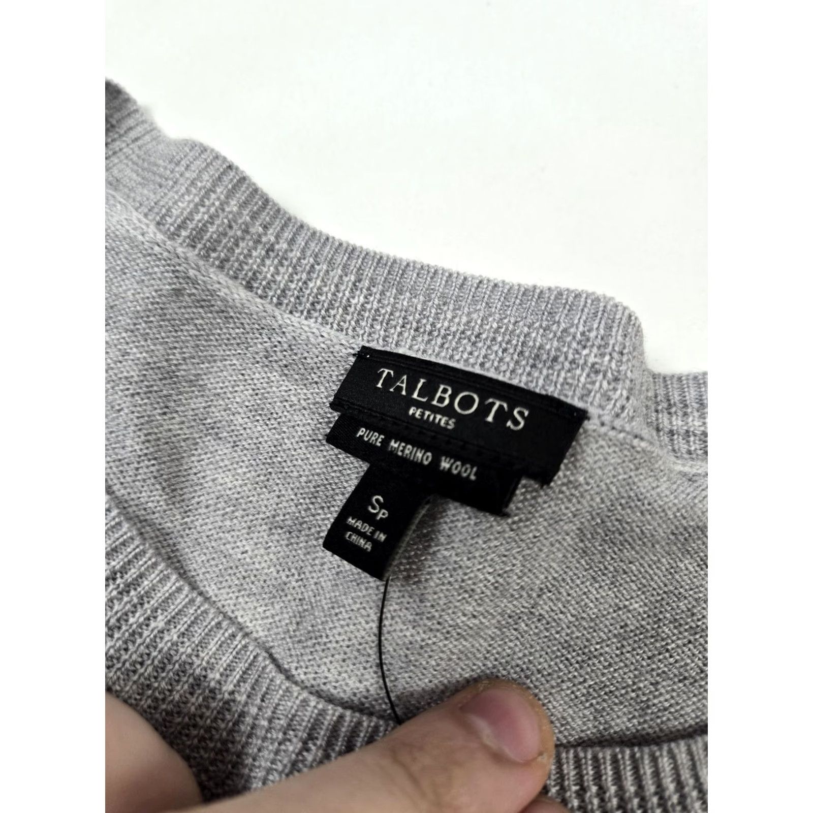 Talbots Talbots Sweater Womens Petite Small Gray Merino Wool Crown Embellished Pullover Size S / US 4 / IT 40 - 5 Thumbnail
