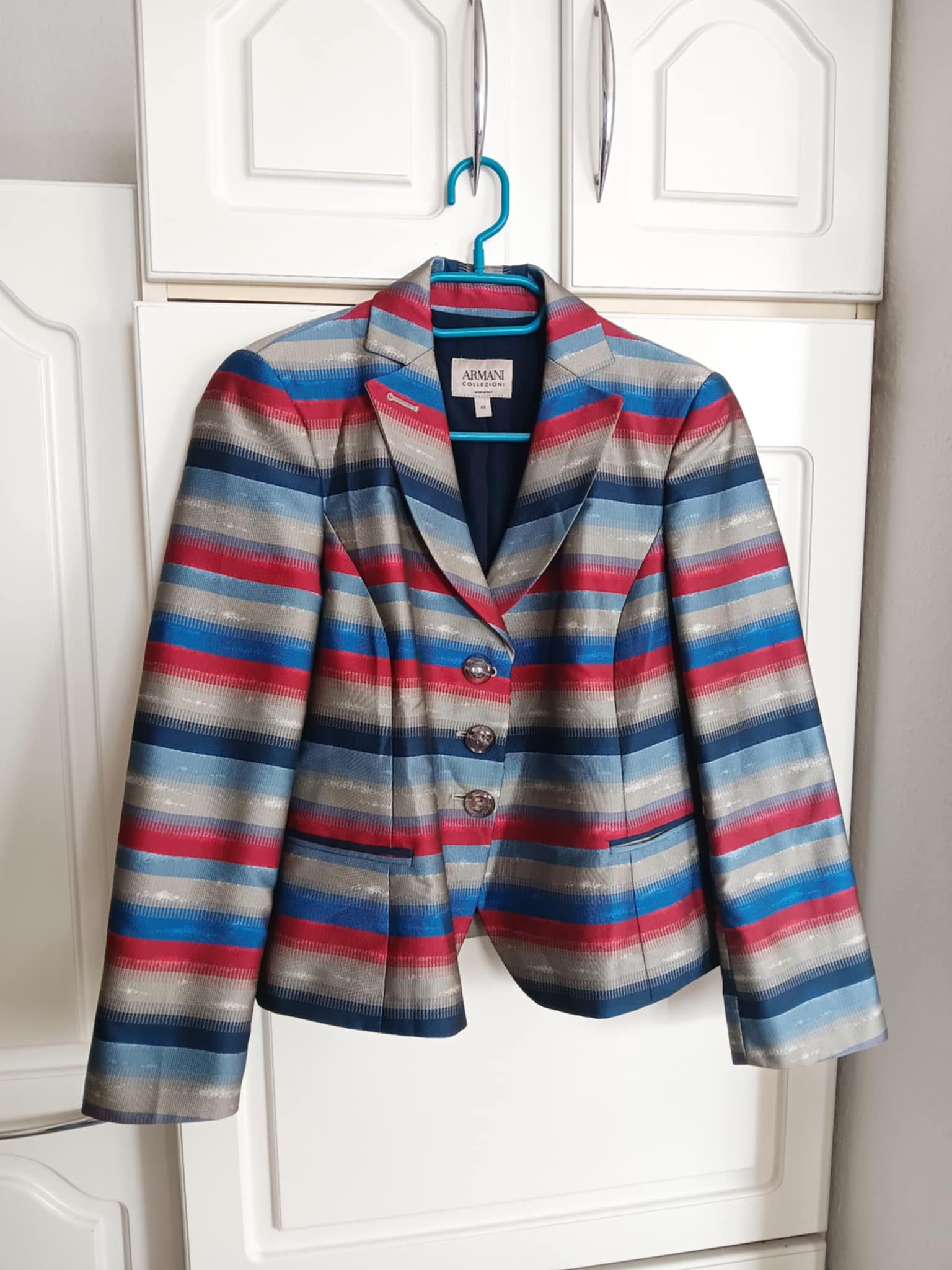 Armani Collezioni × Giorgio Armani Armani Collezioni multicolour stripe crop blazer Size S / US 4 / IT 40 - 1 Thumbnail