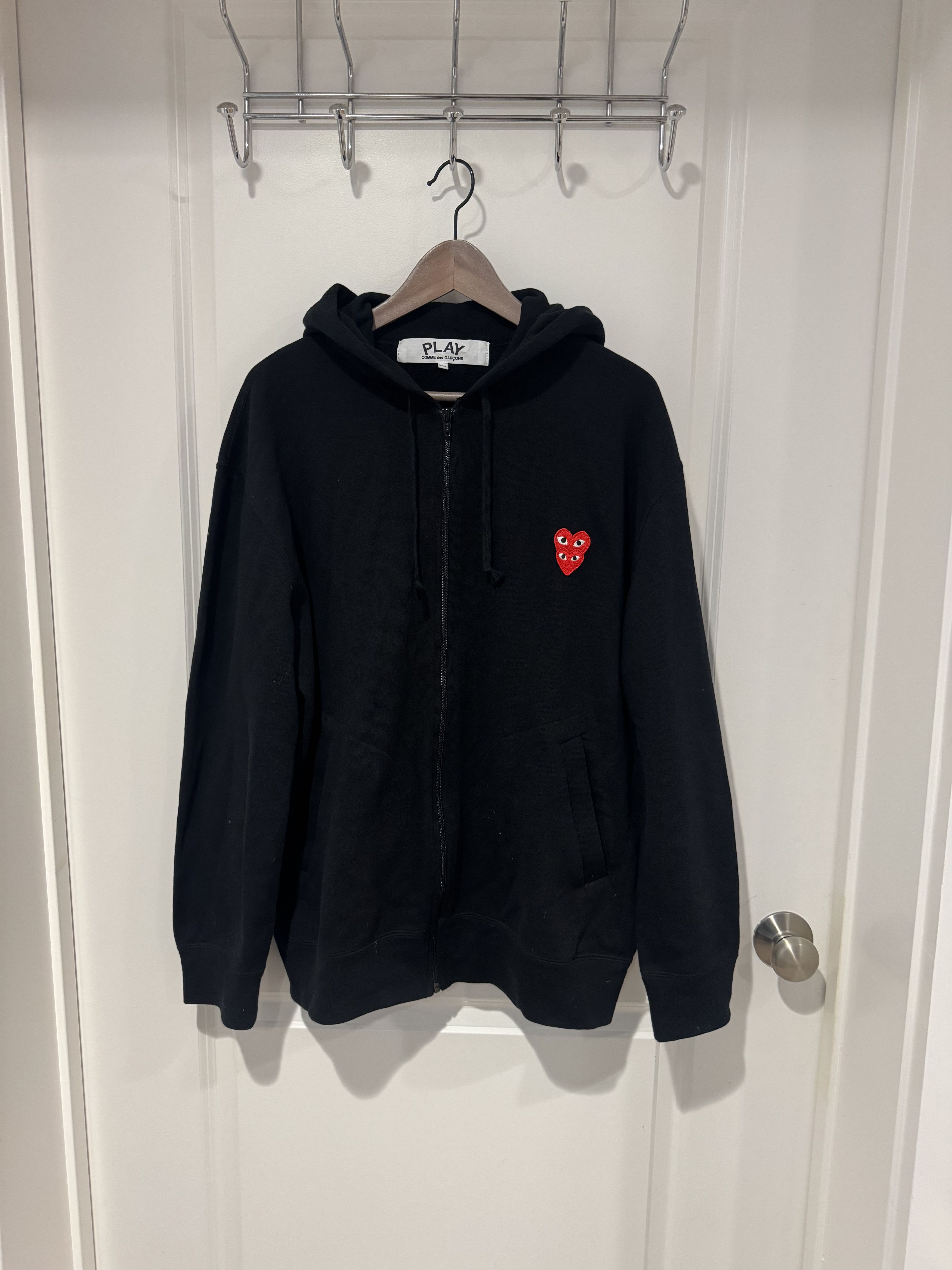 CDG by Comme des Garcons CDG PLAY Red Heart Zip Up Size US XL / EU 56 / 4 - 5 Thumbnail