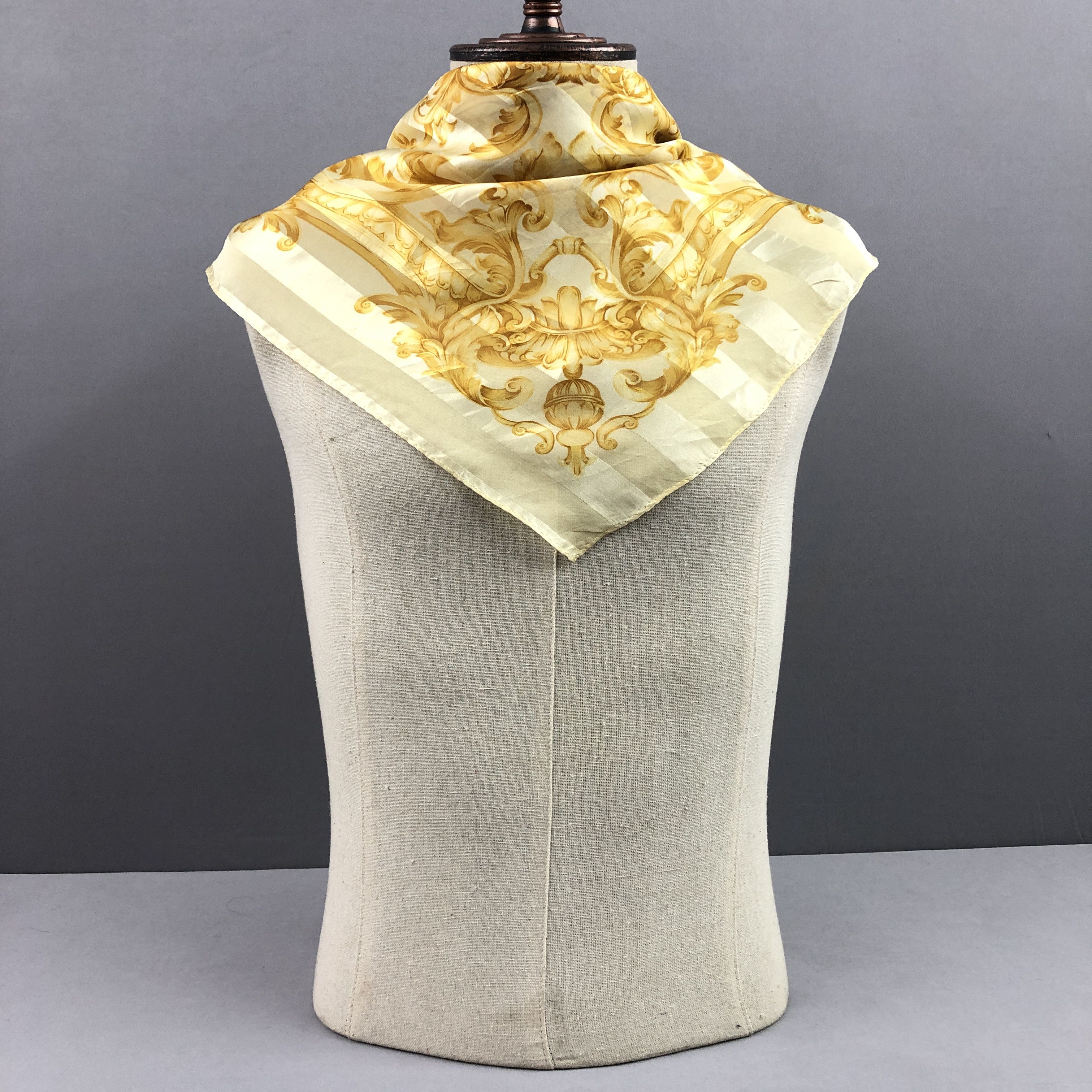 Other × Vintage Vintage SILK Scarf Twill Stole Wraps Scarves Size ONE SIZE - 2 Thumbnail