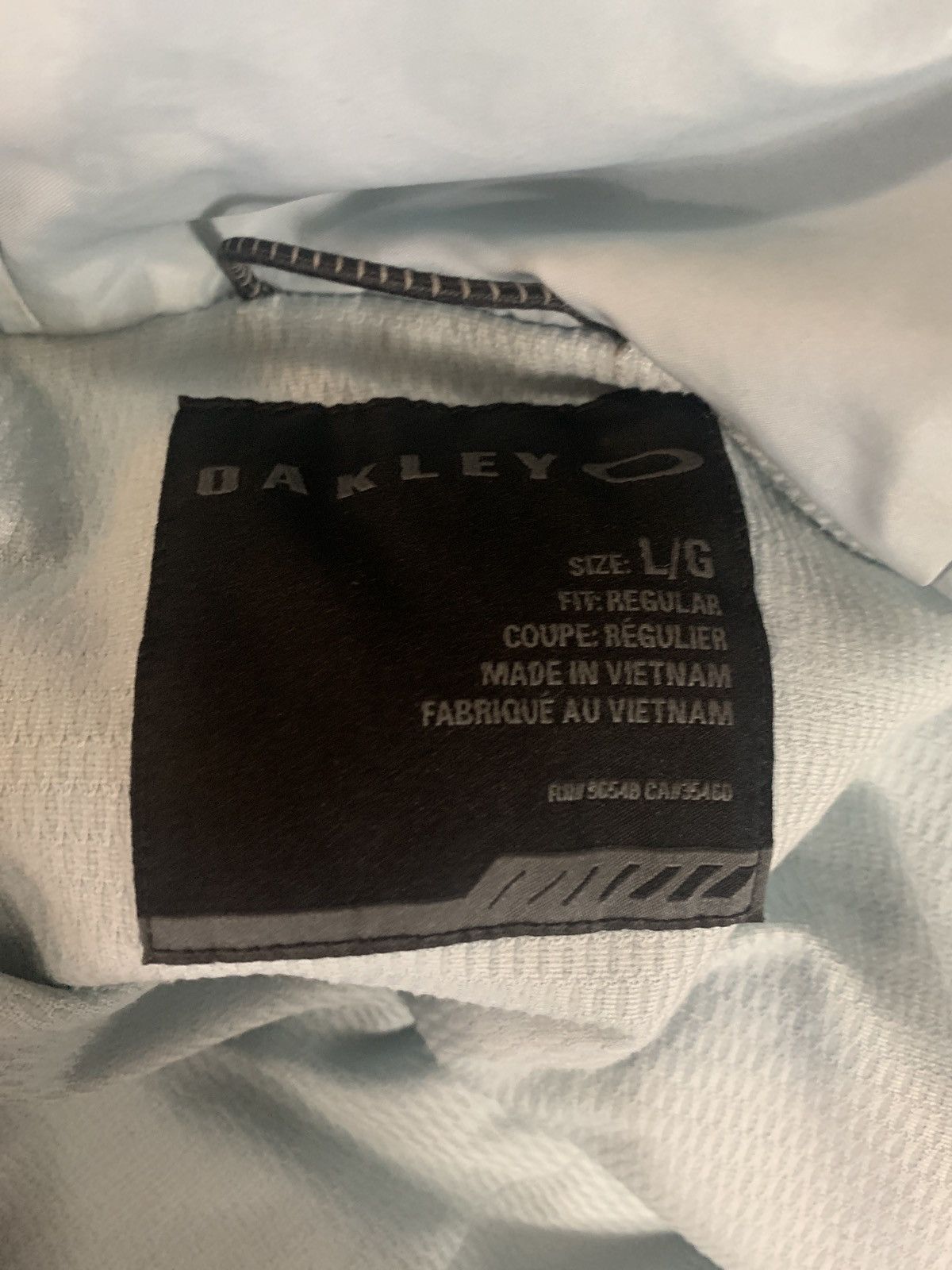Oakley Oakley snowboarding/skiing jacket Size US L / EU 52-54 / 3 - 5 Thumbnail
