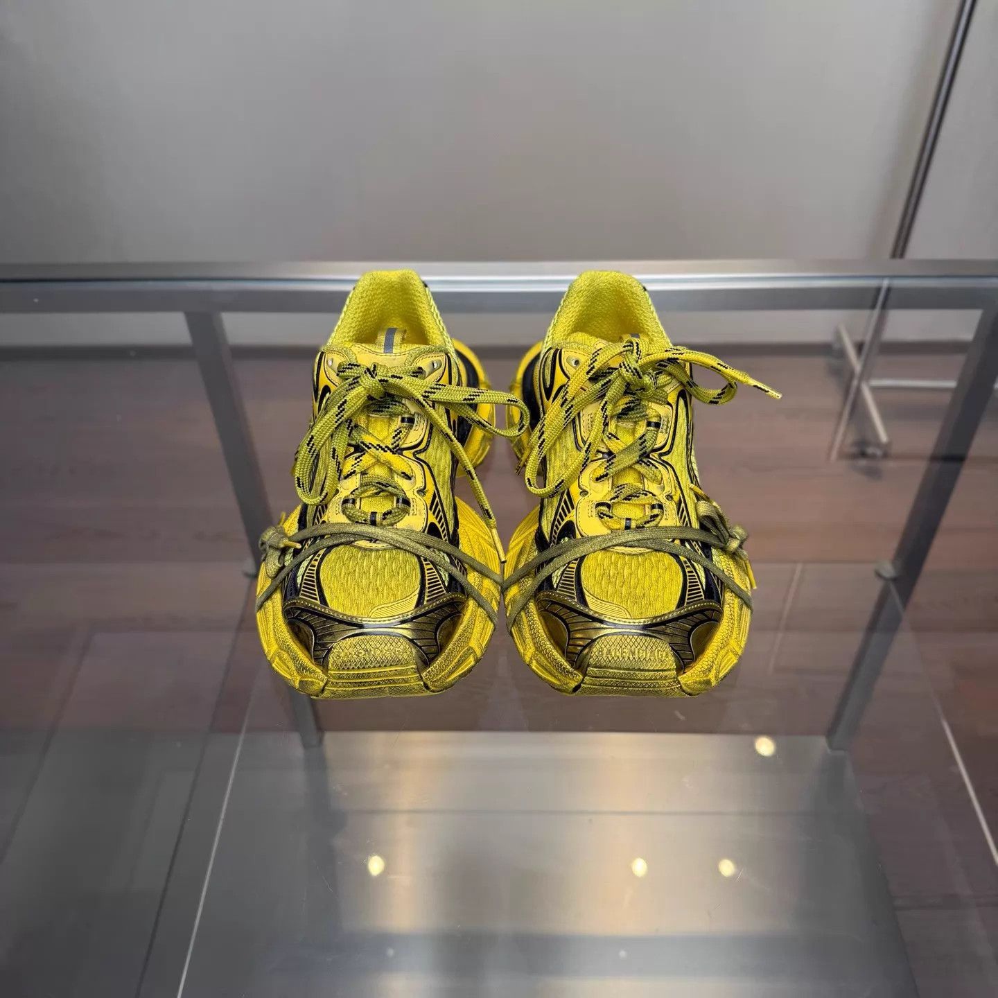 Balenciaga Balenciaga 3XL Dadshoe Black/Yellow Distressed 42 99 OG Size US 9 / EU 42 - 2 Thumbnail