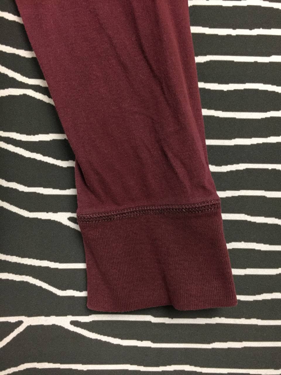 Abercrombie & Fitch Abercrombie & Fitch Spellout Logo Muscle Fit Long Sleeve Tee Size US S / EU 44-46 / 1 - 4 Thumbnail