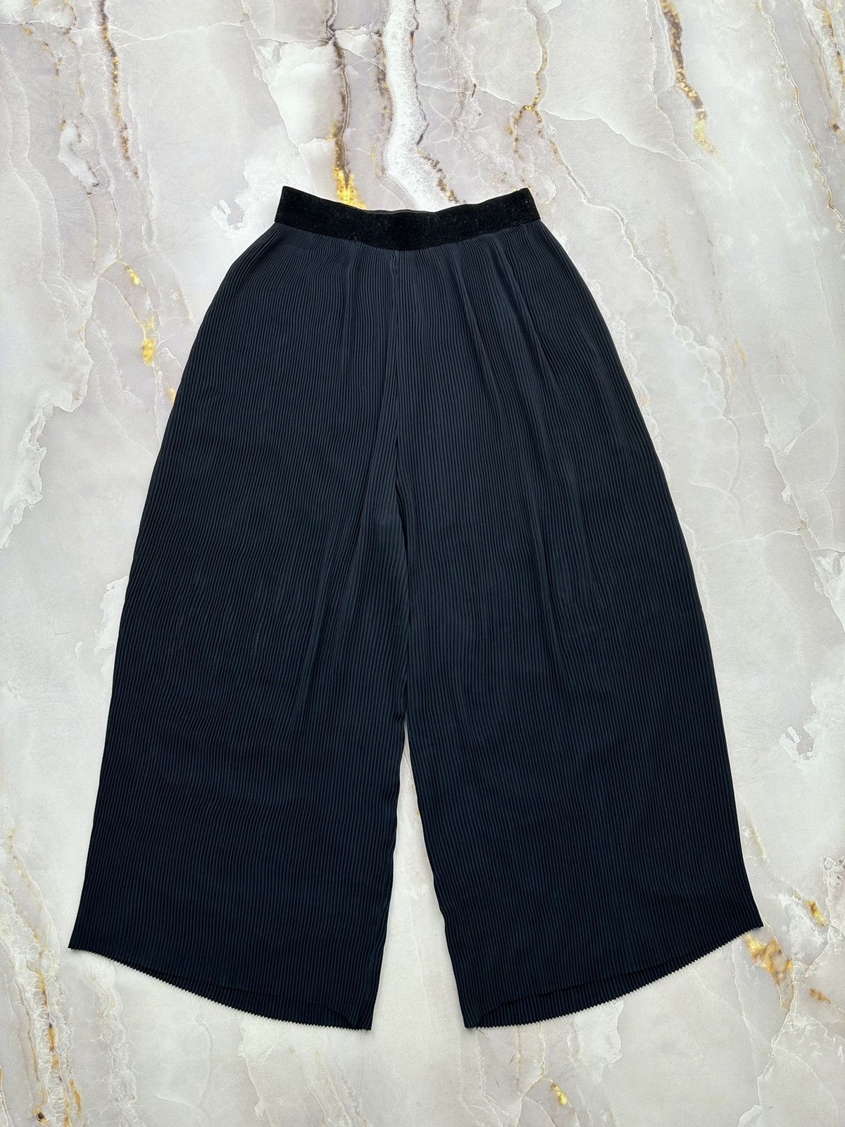 image of Avant Garde x Issey Miyake Vintage Cropped Pleated Pants Issey Style in Blue, Men's (Size 28)