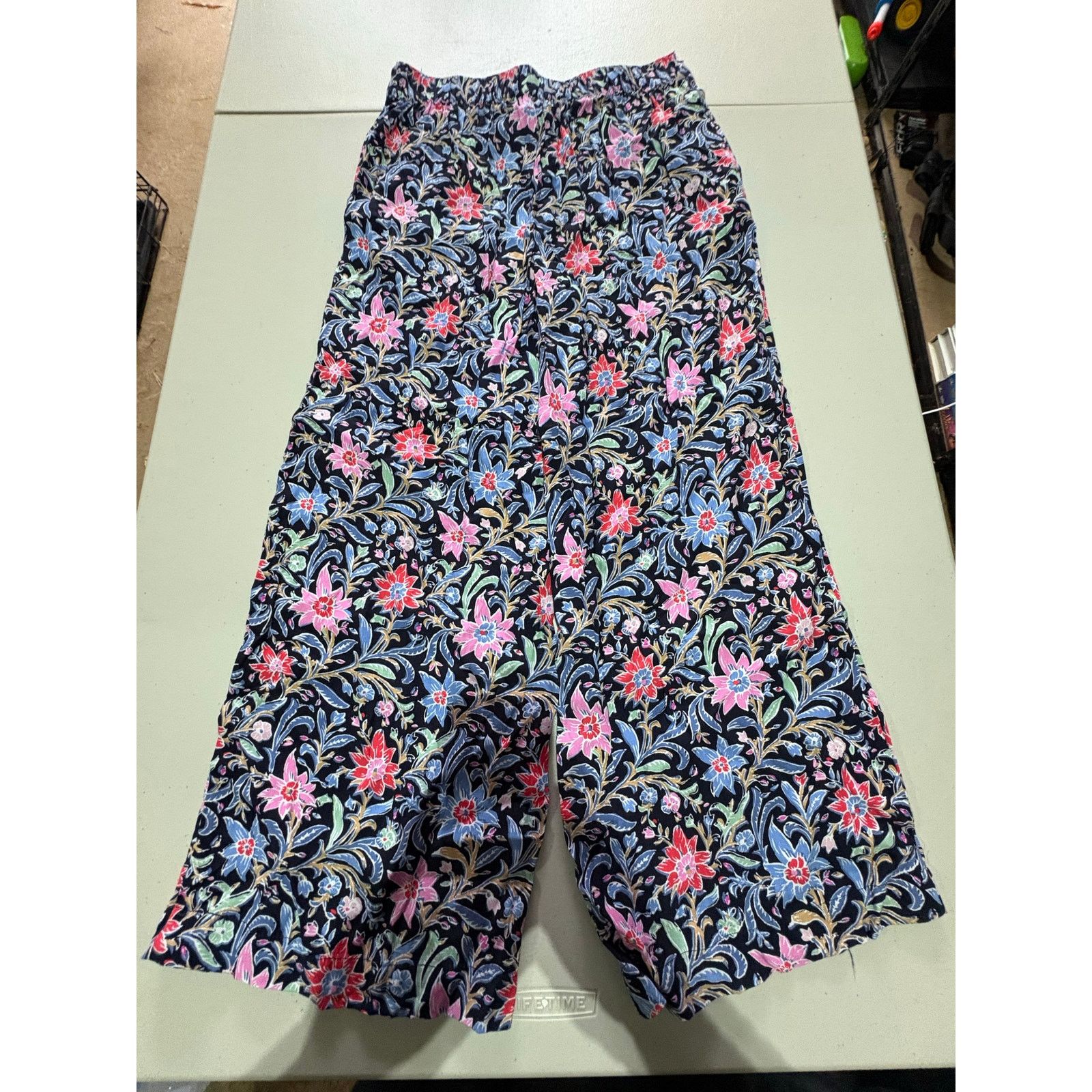 Loft LOFT Floral Wide Leg Pants Women’s XS Black Multicolor Size 26" / US 2 / IT 38 - 3 Thumbnail