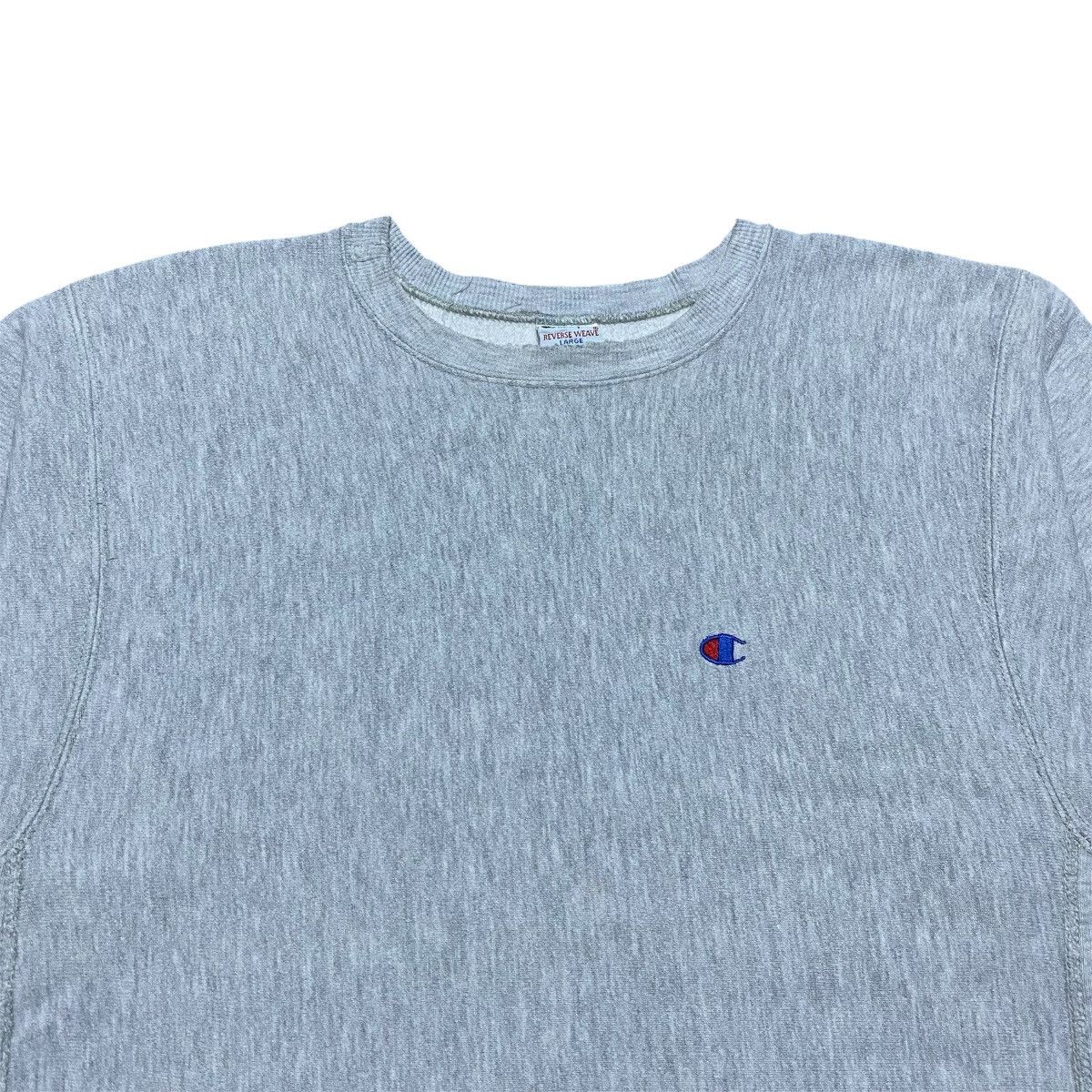 Champion Rare‼️🔥Vintage Distress Reverse Weave Small Logo Sweatshirt Size US M / EU 48-50 / 2 - 3 Thumbnail