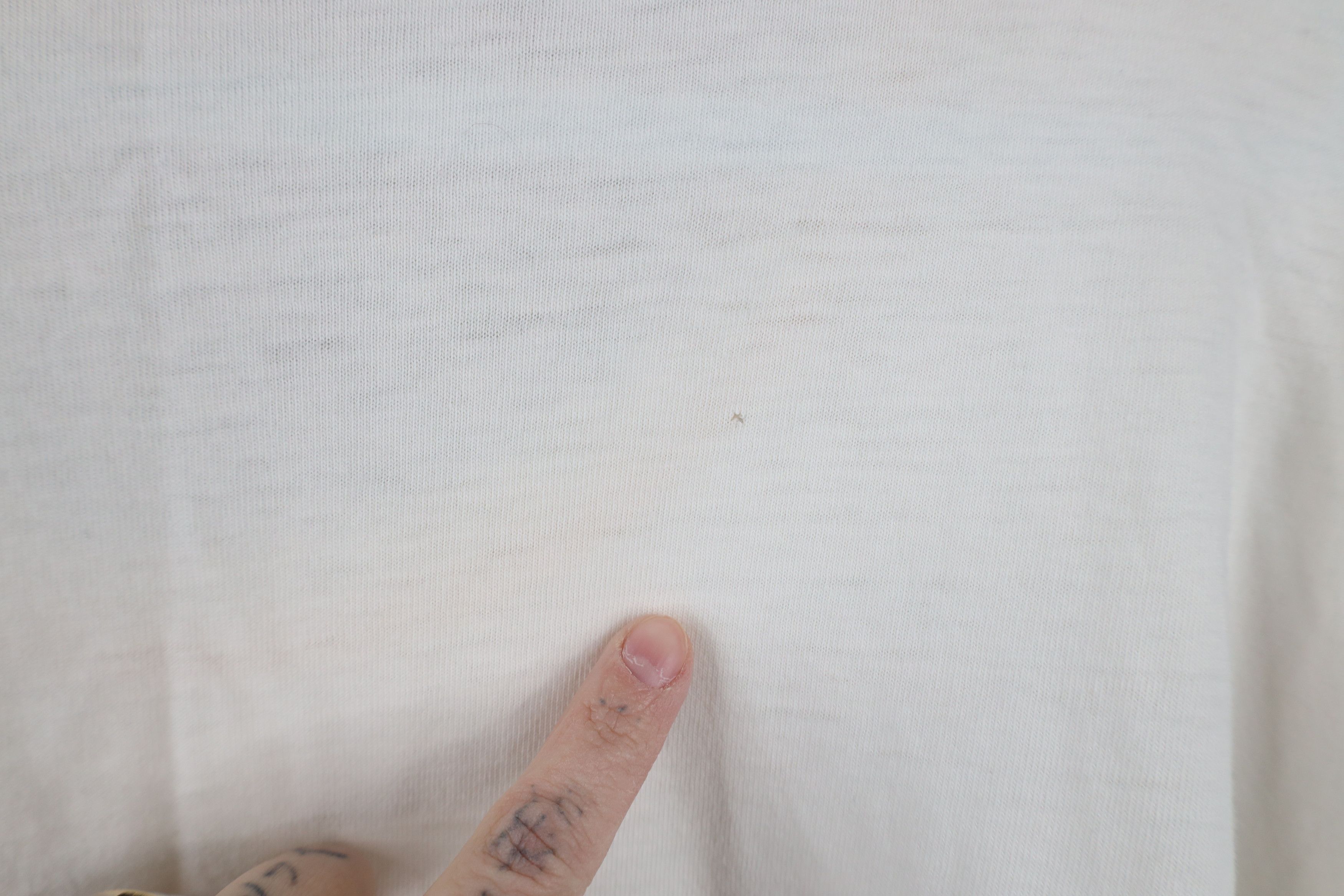 Vintage Vintage 90s Streetwear Blank Thin Soft Cotton T-Shirt Cream Size US XXL / EU 58 / 5 - 11 Thumbnail