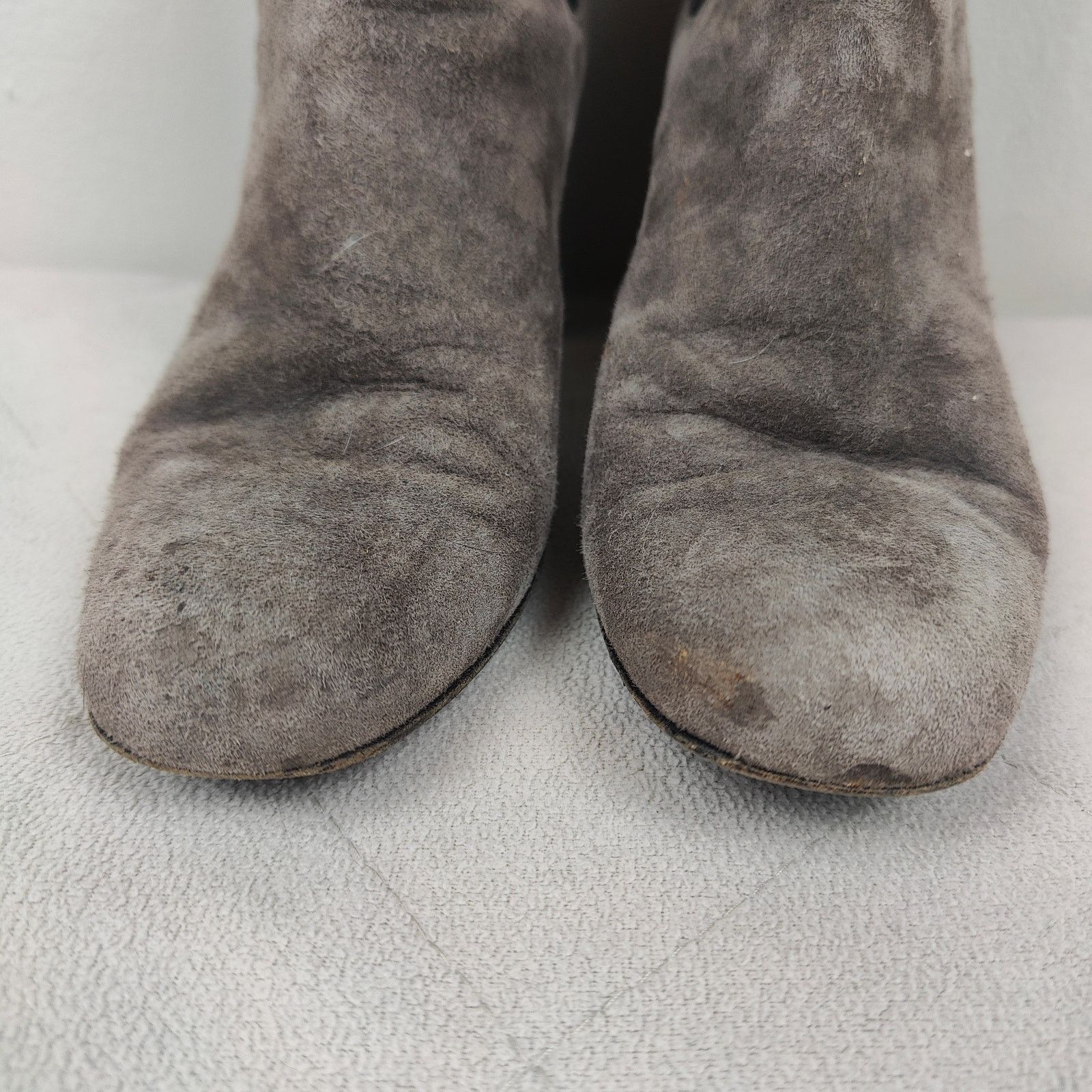 Saint Laurent Paris Saint Laurent Lou Suede Chelsea Boots Womens 38.5 8.5 Gray Size US 8.5 / IT 38.5 - 4 Thumbnail