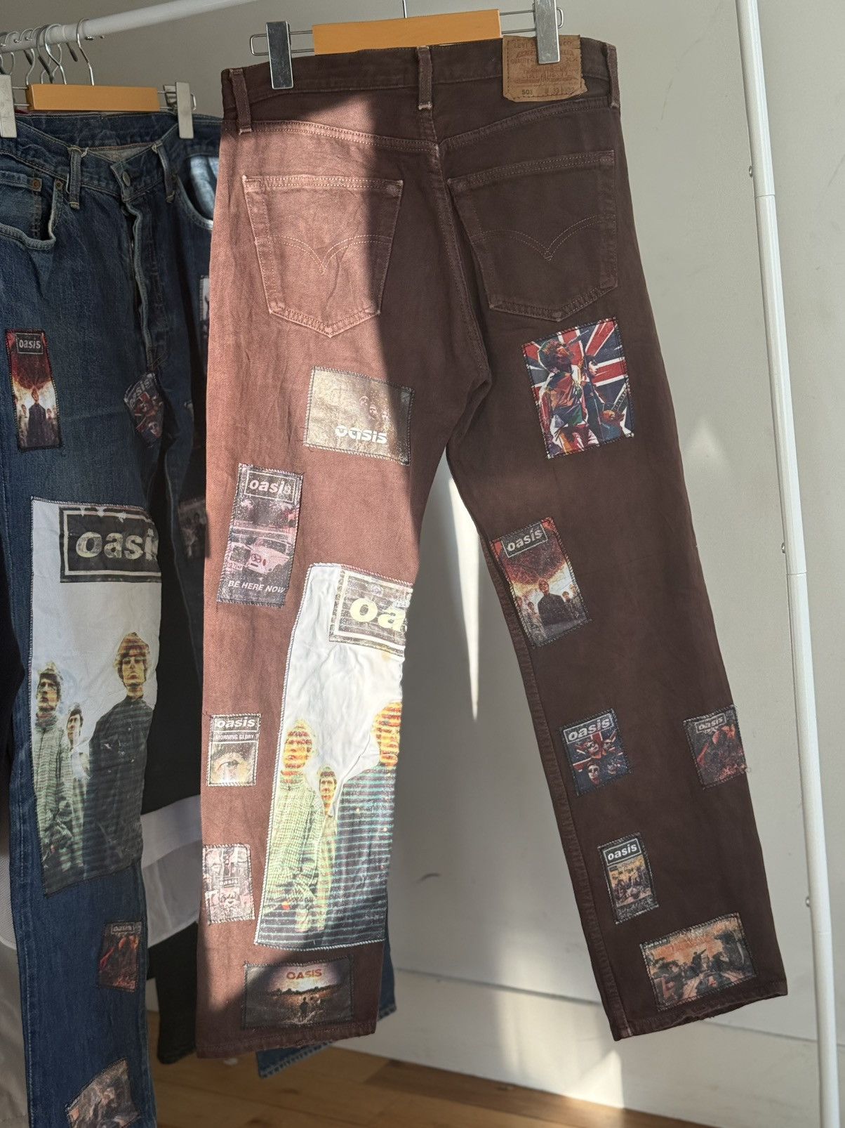 Levi's Vintage Clothing Custom Reworked Vintage Brown Levi's 501 - Oasis Patches Size US 33 - 4 Thumbnail