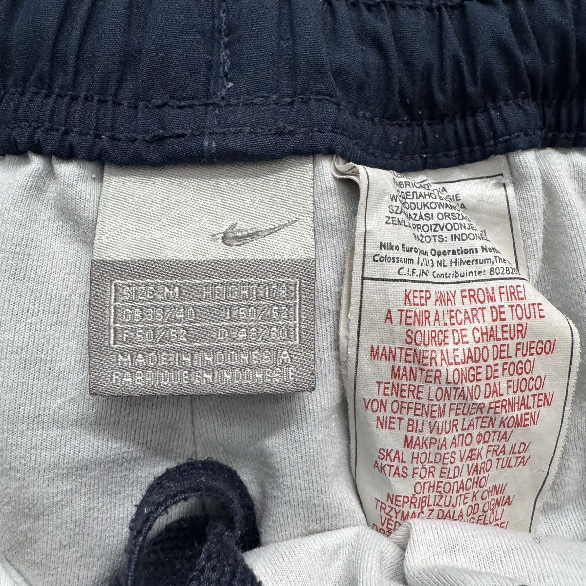 Nike Vintage nike track pants y2k gorpcore sweatpants parachute Size US 32 / EU 48 - 6 Thumbnail