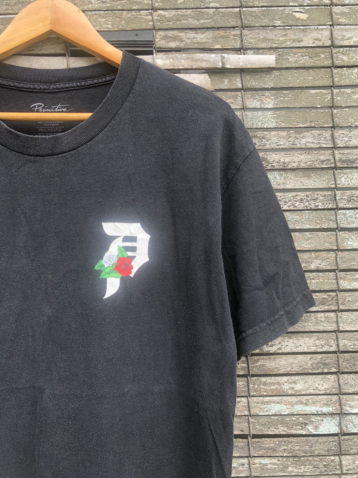 Japanese Brand Japanese Brand Primitive Skateboarding Dirty P Roses Tee Size US L / EU 52-54 / 3 - 10 Thumbnail