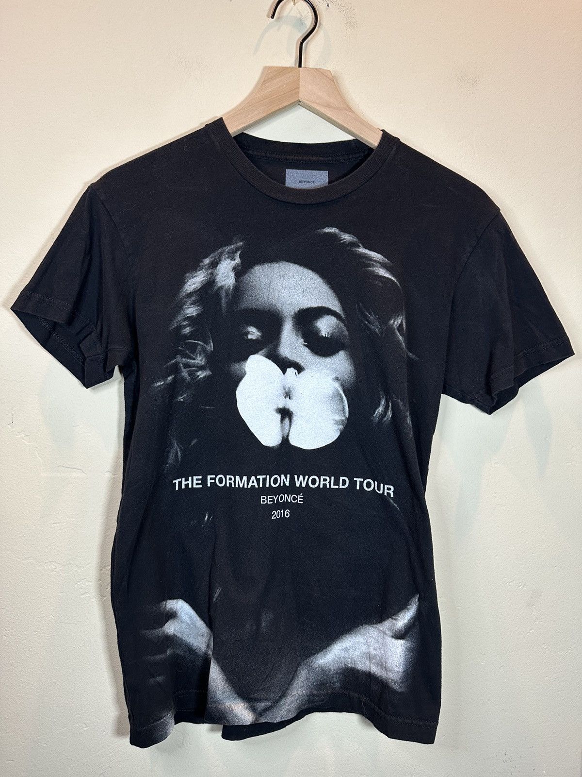 Beyoncé The Formation WorldTour 2016 Tee BEYONCE The Formation World TOUR 2016 TEE BLACK T-SHIRT