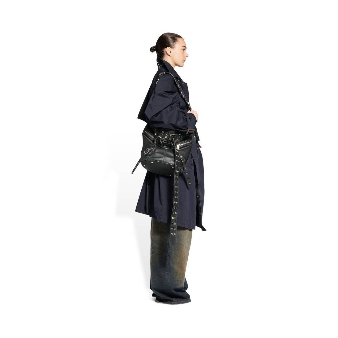 Balenciaga o1srvl11e0825 Size: OS / Emo Bucket Bag in Black Size ONE SIZE - 2 Thumbnail