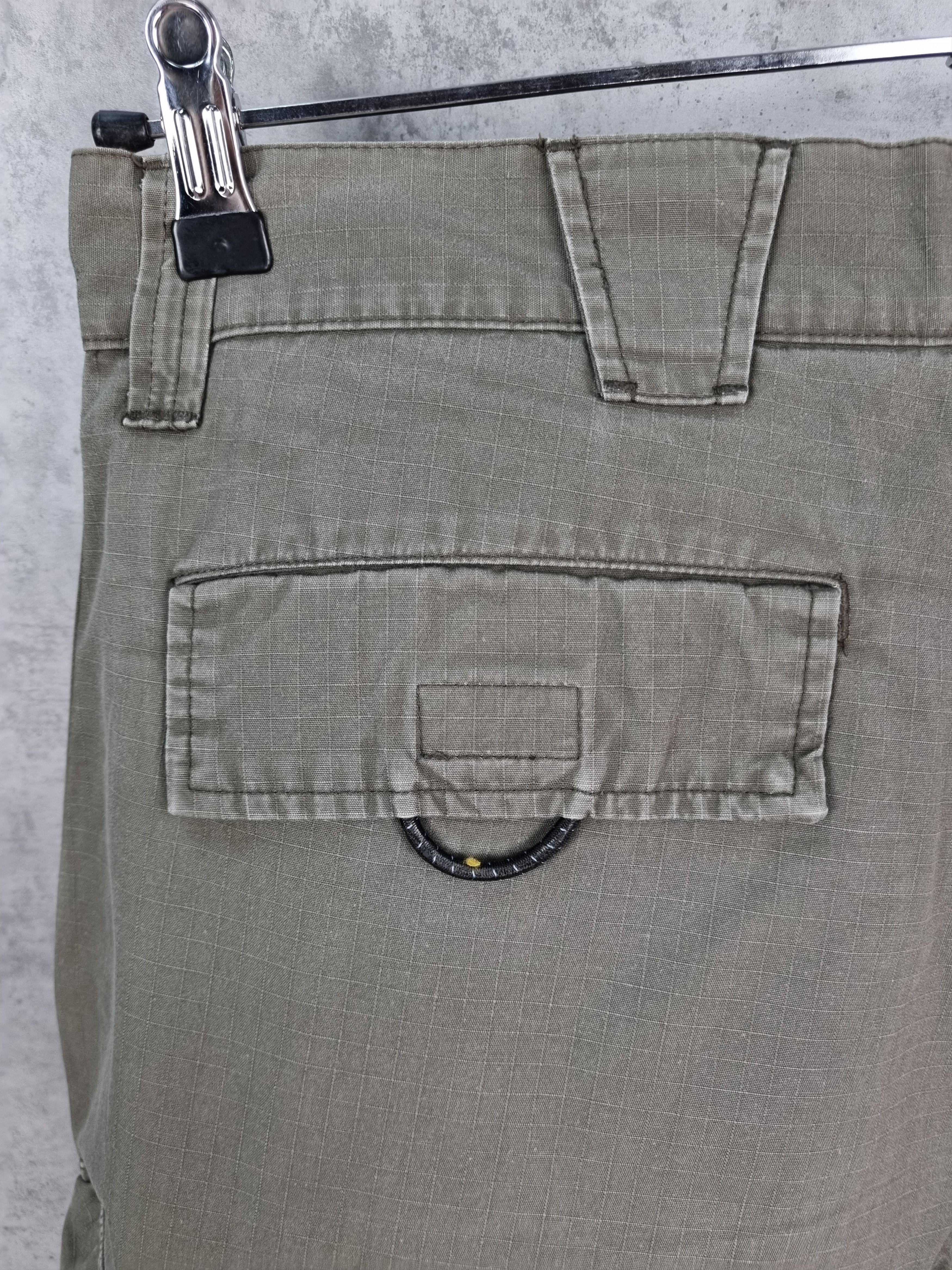 Nike × Nike ACG × Vintage Nike ACG Cargo Military Style Kaki Shorts Size US 31 - 16 Thumbnail