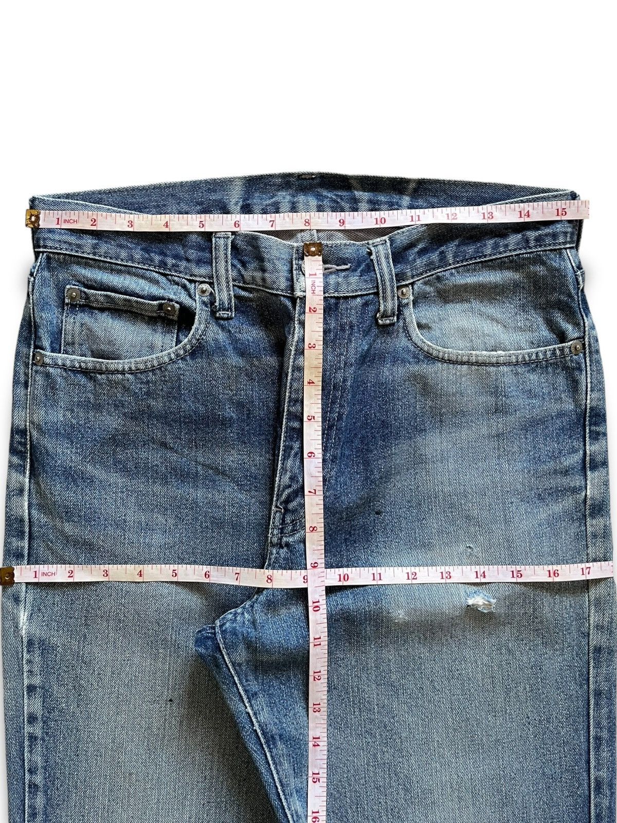 Uniqlo SALES🔥Vintage Uniqlo Faded Wash Style Distress Loose Jeans Size US 31 - 10 Thumbnail