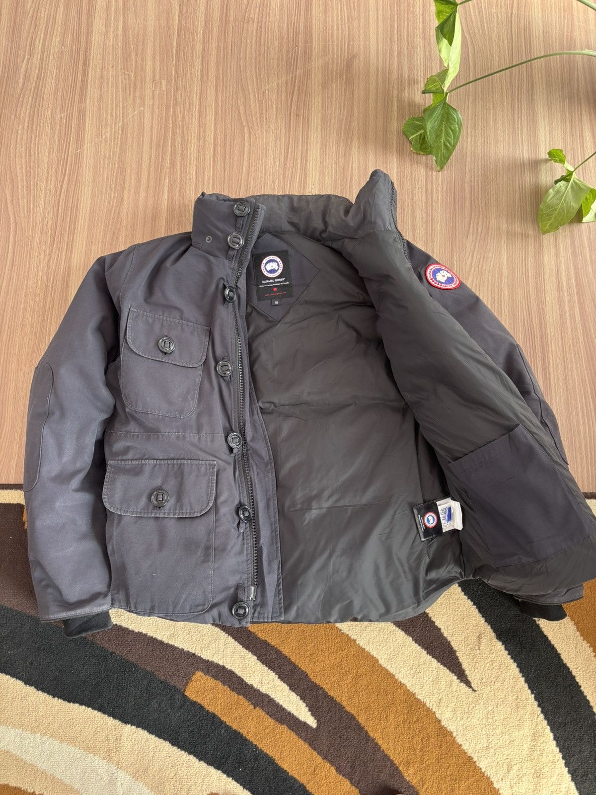 Canada Goose Canada Goose Rundle Bomber Jacket Black Made in Canada Size US L / EU 52-54 / 3 - 3 Thumbnail