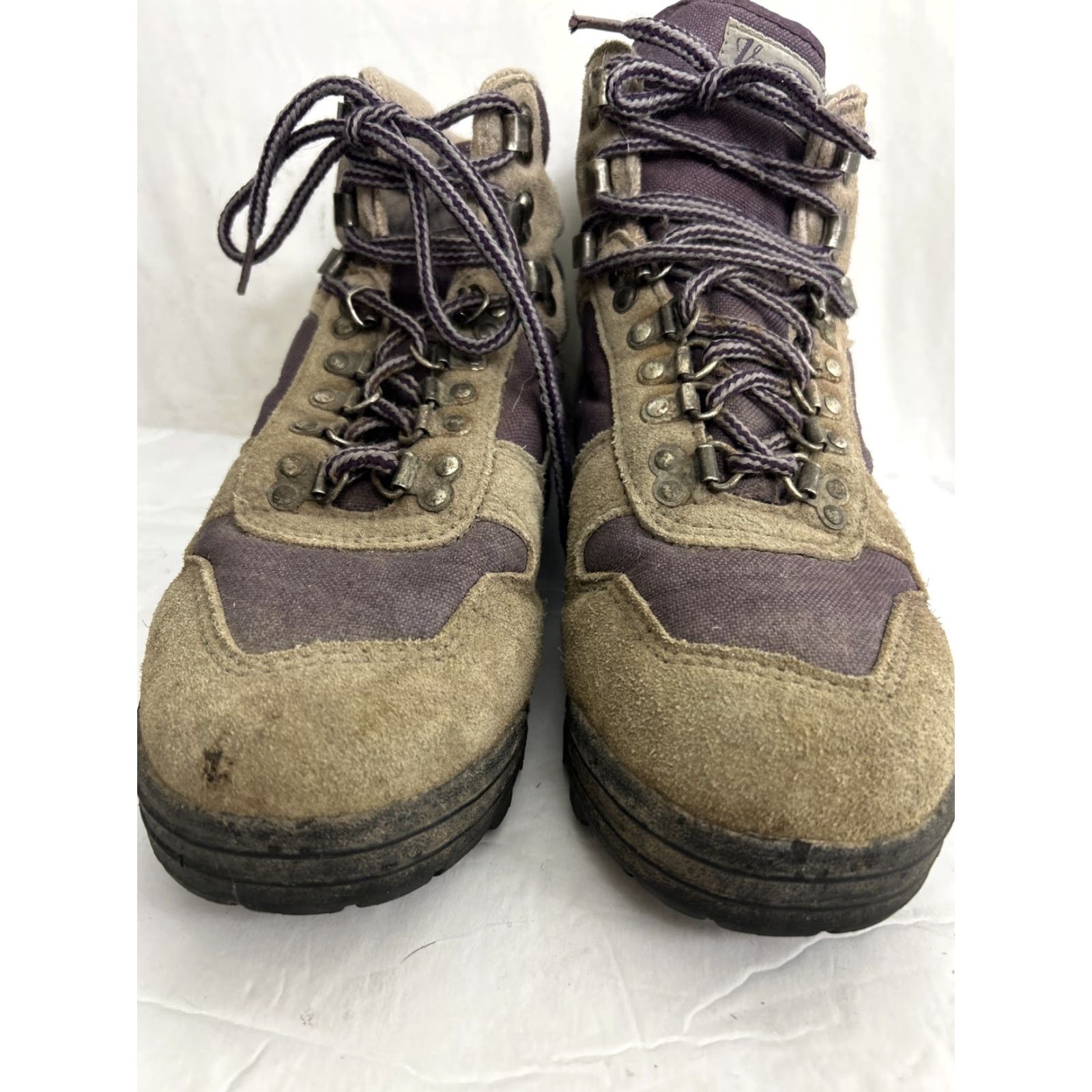 Vasque **Vintage Gray Purple Suede Vasque 7595 Hiking Boot Women's 8.5** User: Vintage Gray Purple Suede Vasque 7595 Hiking Boot Women's Size 8.5 Size US 9 / IT 39 - 6 Thumbnail