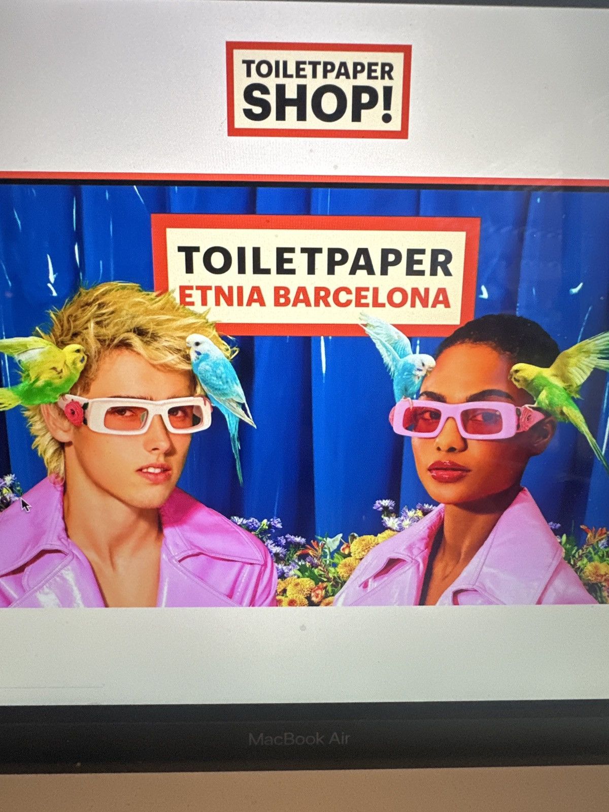 Etnia Barcelona DOLLY Toiletpaper X Etnia Barcelona