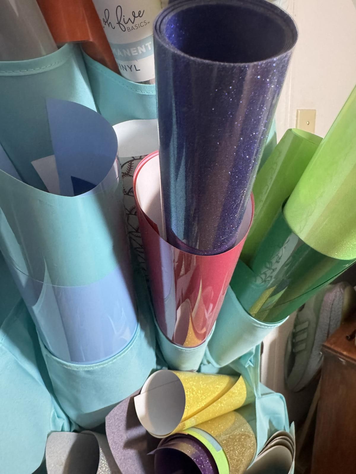 Other Lot of Vinyl- Heat and Adhesive Size ONE SIZE - 9 Thumbnail