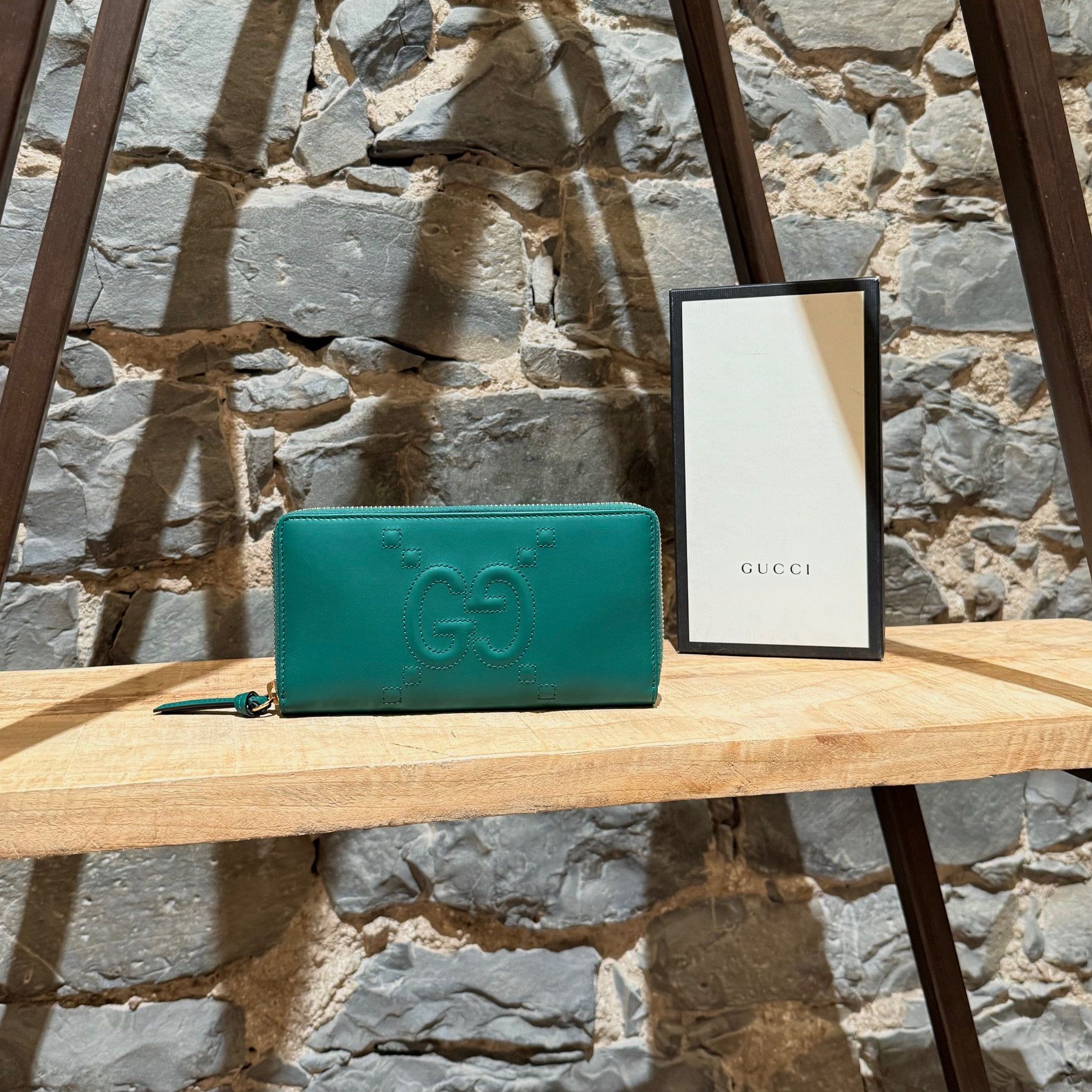 Gucci Gucci Green Leather Jumbo GG Embossed Apollo Zip Wallet Size ONE SIZE - 1 Thumbnail
