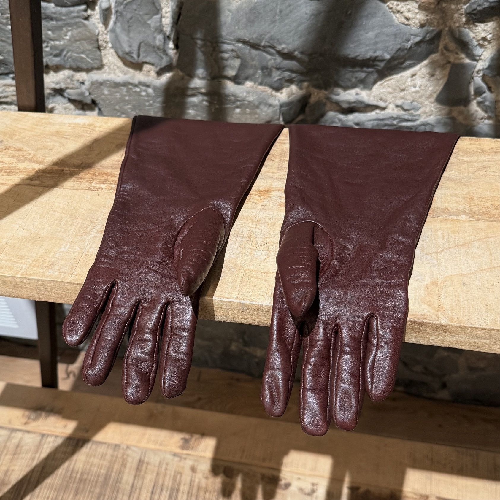 Yves Saint Laurent Saint Laurent Burgundy Leather Long Gloves - Size 7.5 Size ONE SIZE - 6 Thumbnail