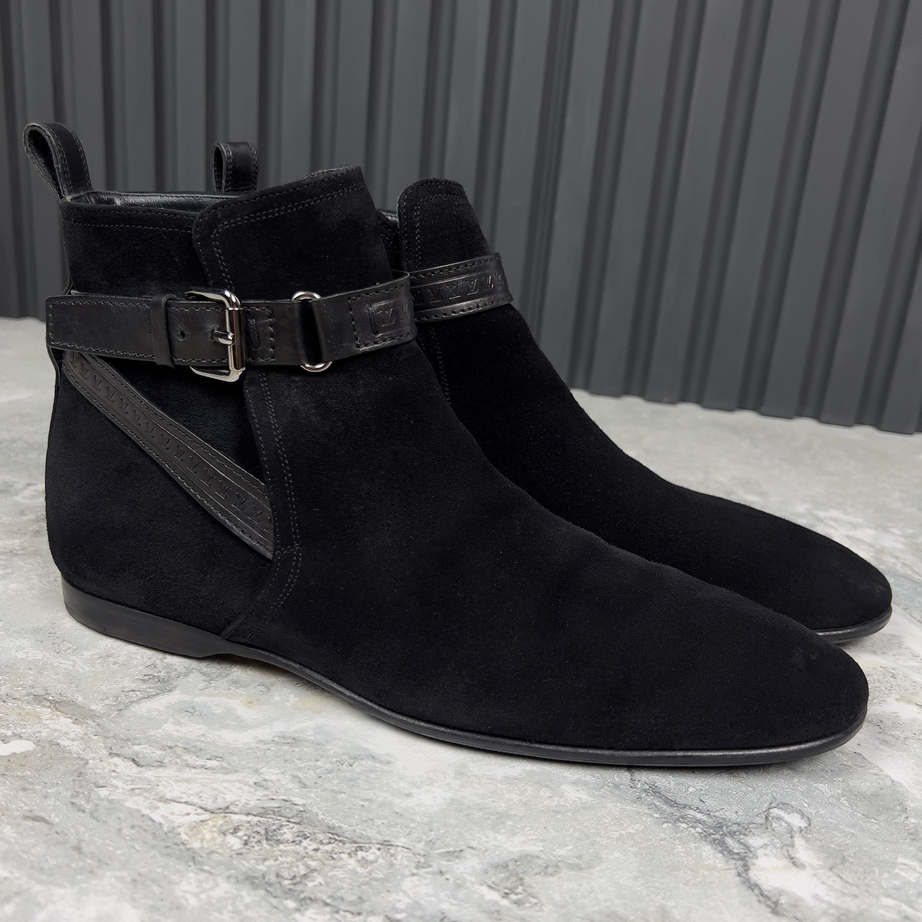 Louis Vuitton Louis Vuitton Ankle Boots Monogram Strap Suede Size US 8 / EU 41 - 5 Thumbnail