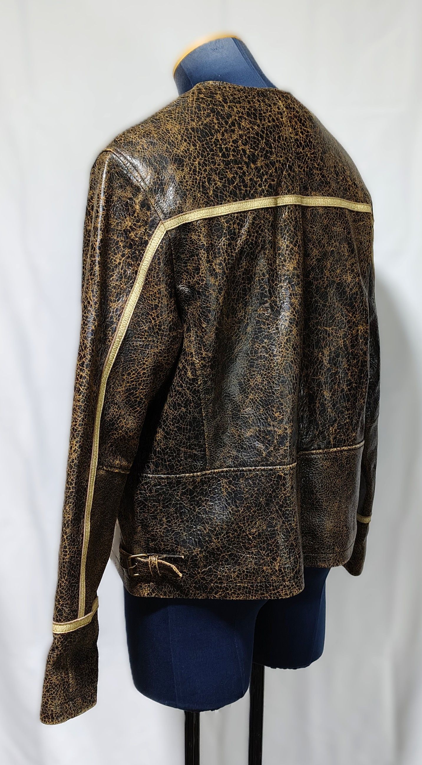 Guess Veste Guess USA en cuir craquelé Neuve avec étiquette Size US L / EU 52-54 / 3 - 3 Thumbnail