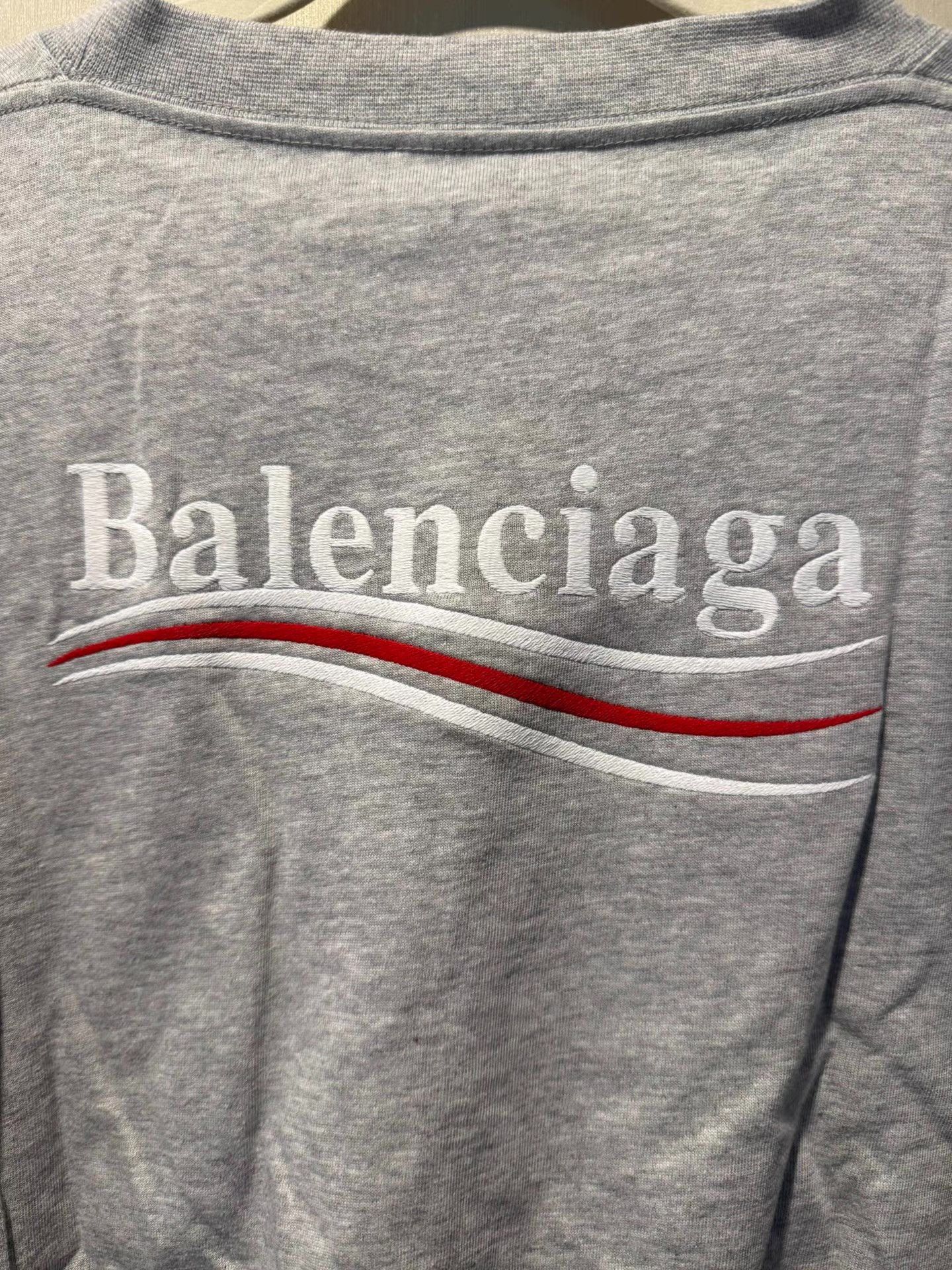 Balenciaga Balenciaga Grey Cola T-shirt。 Ｑ20 Size US XL / EU 56 / 4 - 2 Thumbnail