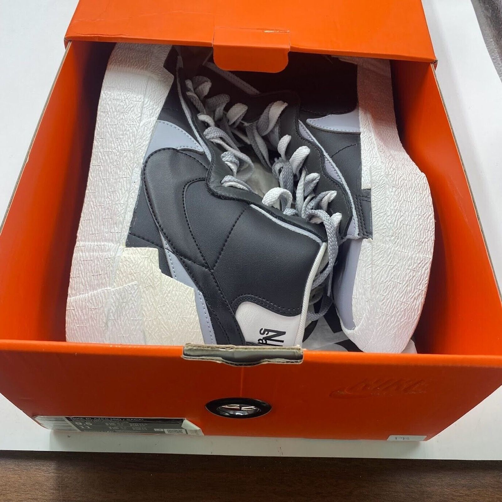Nike NEW Nike Blazer Mid Sacai Black Grey Sneaker BV0072-002 Size US 9.5 / EU 42-43 - 10 Thumbnail