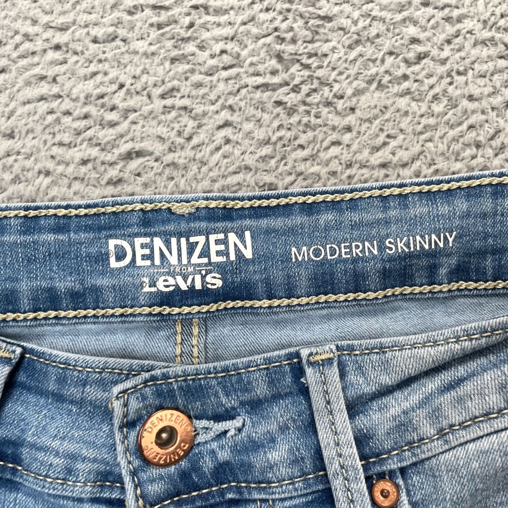 Levi's Levi's Jeans Womens 6 Blue Denim Skinny Leg Modern Cotton Logo Whiskered Denizen Size 30" / US 8 / IT 44 - 3 Thumbnail