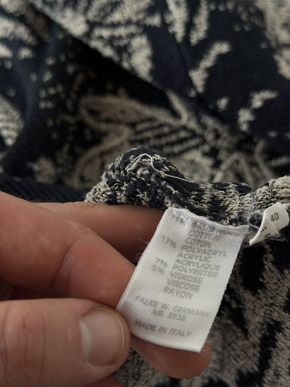 Hugo Boss Antique Archival Knitted Vintage Luxury Hugo Boss Sweater Size US L / EU 52-54 / 3 - 21 Thumbnail