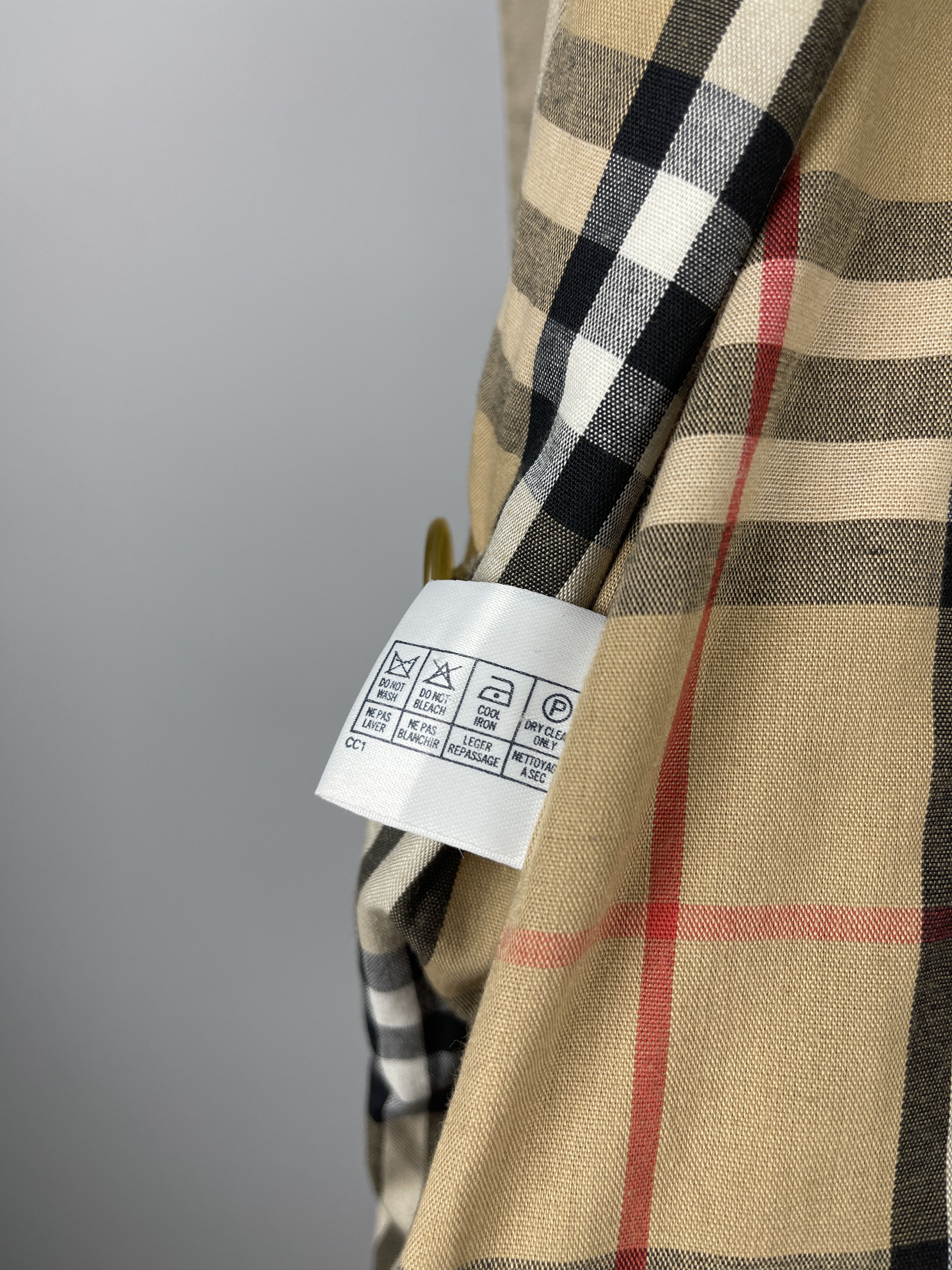 Burberry Burberrys Trench Coat Kids 7-8 Years Size US XXS / EU 40 - 8 Thumbnail
