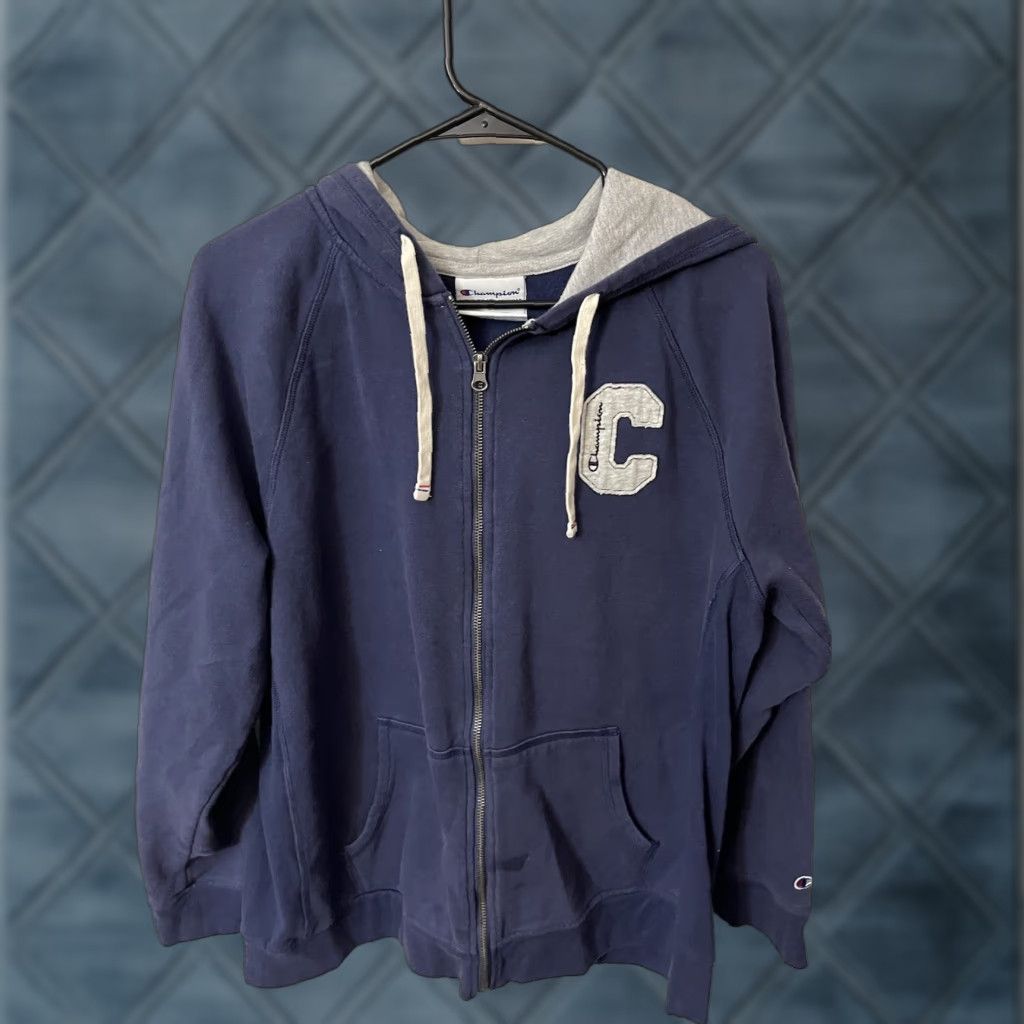 Champion VINTAGE Champion Womens Plus Size Hoodie Zip Closure 1X Activewear Imperial Indigo Size XL / US 12-14 / IT 48-50 - 1 Thumbnail