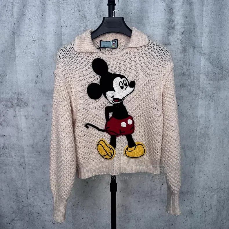 Gucci Gucci Mickey Mouse Knitwear Sweater Long-sleeved Pullover Size XS / US 0-2 / IT 36-38 - 1 Thumbnail