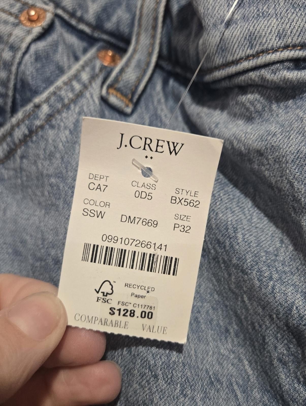 J.Crew J Crew Petite Wide-leg cropped jean in all-day stretch Size 32" / US 10 / IT 46 - 3 Thumbnail