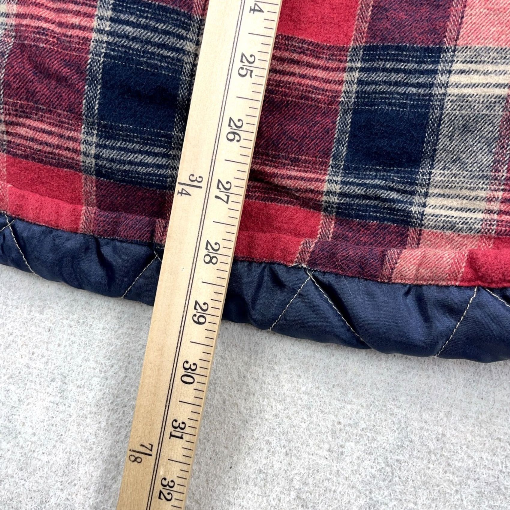 Vintage Legendary Whitetails Shacket Men 2XL Red Plaid Hooded Jacket, Casual, Workwear, Travel, Mid-Length, Button Snap, Lined, Pockets, Outdoors Size US XXL / EU 58 / 5 - 7 Thumbnail