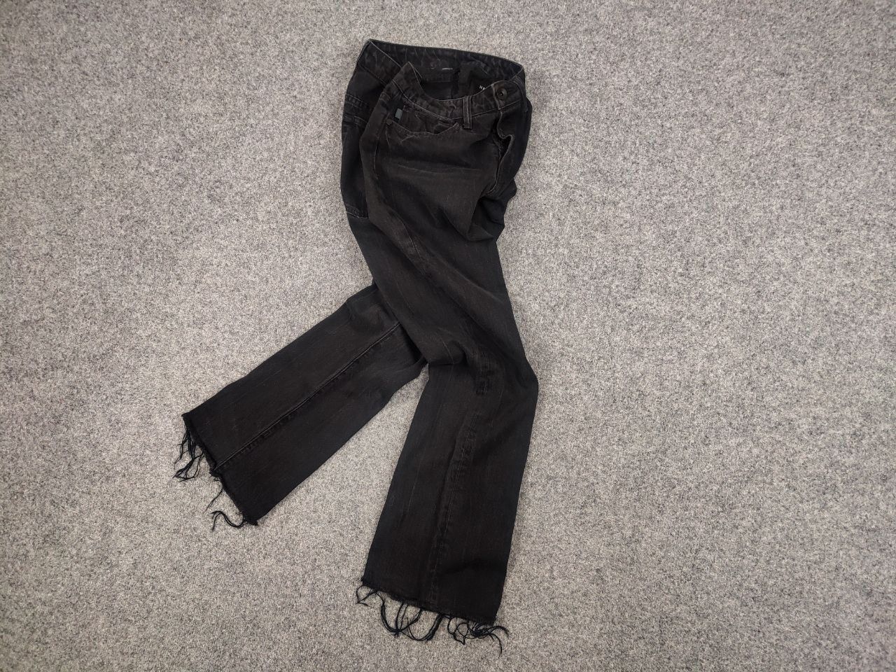 Helmut Lang Helmut Lang High Rise Raw Crop Black Stone Denim Jeans Size 28" / US 6 / IT 42 - 3 Thumbnail