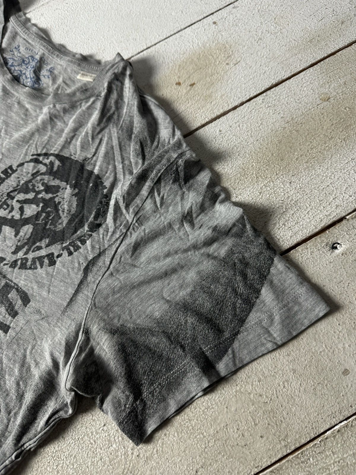 Diesel 🚨DIESEL AVANT GARDE ARCHIVE VINTAGE BIG LOGO T-SHIRT Y2K TEE Size US S / EU 44-46 / 1 - 7 Thumbnail
