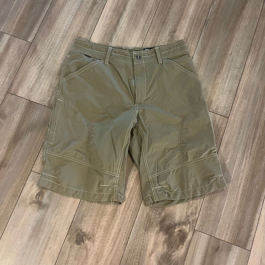 Kuhl Kuhl Khaki/Green Athletic Cargo Shorts Men 34 Bin C-31 Size US 34 / EU 50 - 1 Thumbnail