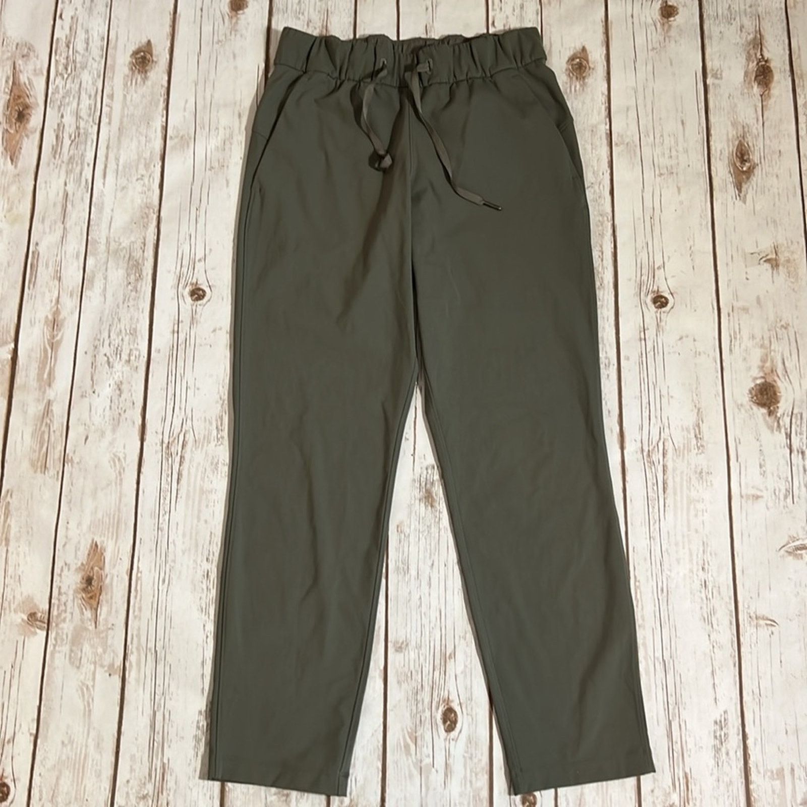 Lululemon Lululemon On the Fly 7/8 Pant in Grey Sage Size 27" / US 4 / IT 40 - 6 Thumbnail